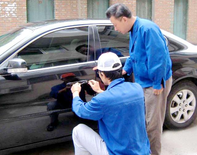 平邑开锁公司：车钥匙坏了怎么办